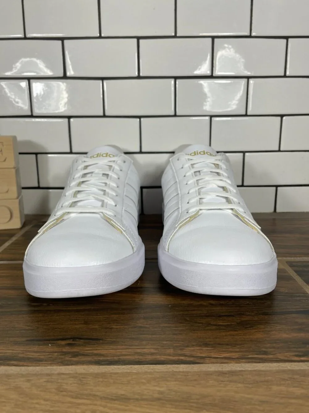 adidas Grand Court 2.0 Shoes Womens Size 9 White Faux Leather Casual Sneaker